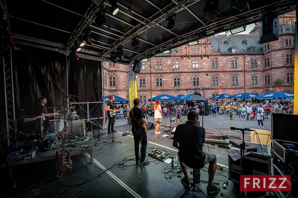 2024-08-23-stadtfest-spessartwaldbuehne-66.jpg